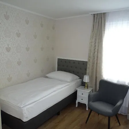 Kolossos Zum Sporthafen *