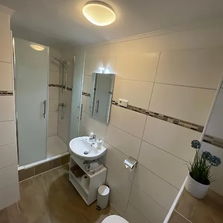 Kolossos Zum Sporthafen