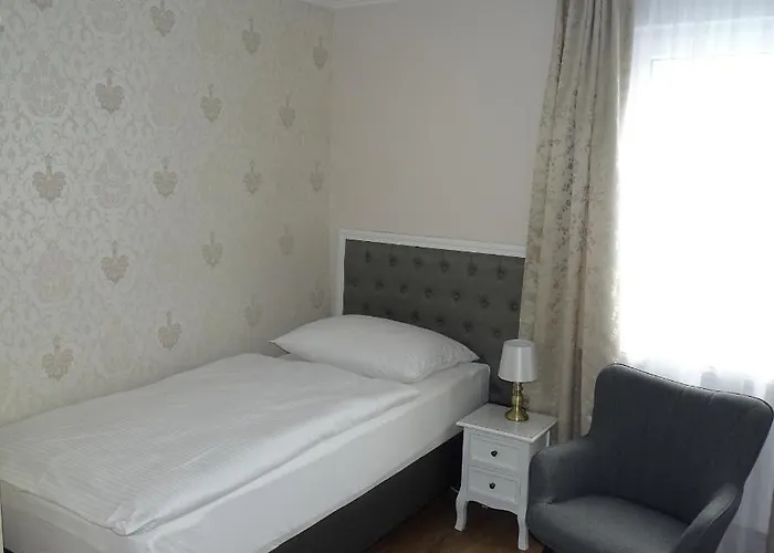 Kolossos Zum Sporthafen *