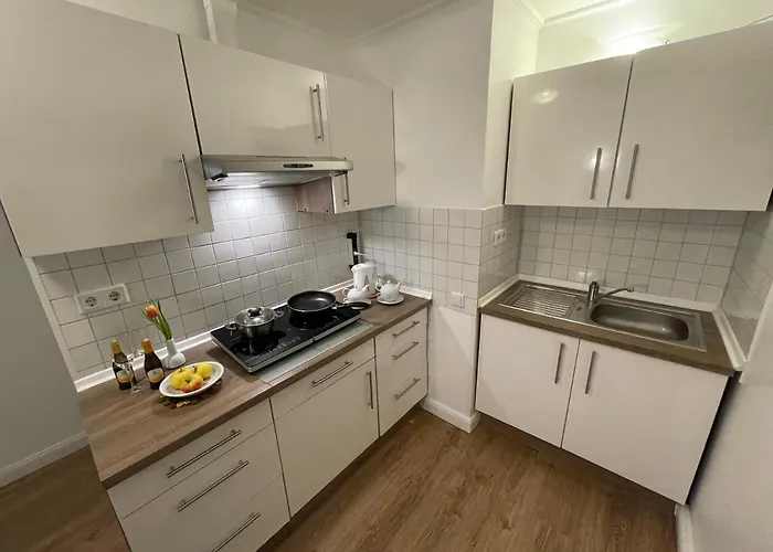 Kolossos Zum Sporthafen *