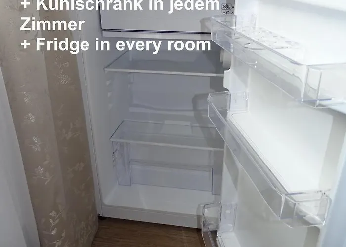 Kolossos Zum Sporthafen * Neuss